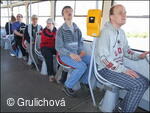 v tramvaji